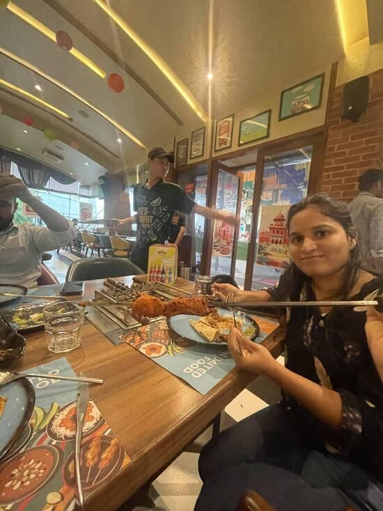 The Caravan Menu, Panch Pakhadi/Louiswadi.