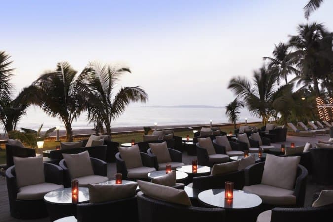 4. Gadda Da Vida, Juhu